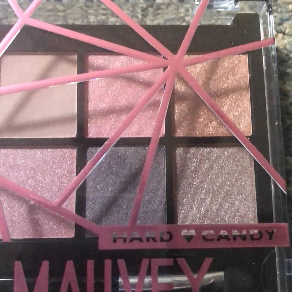 Hard 💗 Candy Feelin Mauvey Eyeshadow Pallet